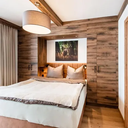 Golden Lodges With Parking * Rauris